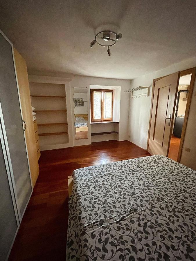 Апартаменти Maison Merlot Аоста Екстер'єр фото